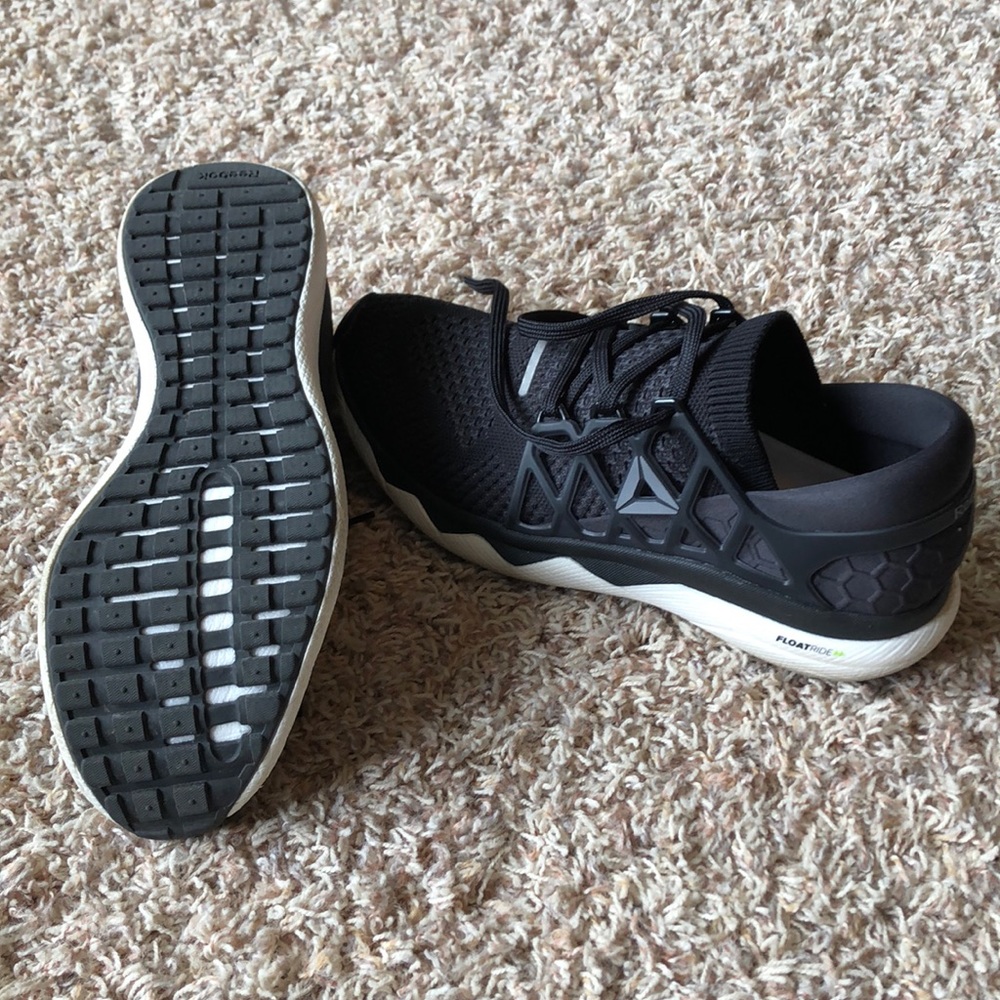 Rebook Floatride Run Ultraknit (Women’s 9.5)
